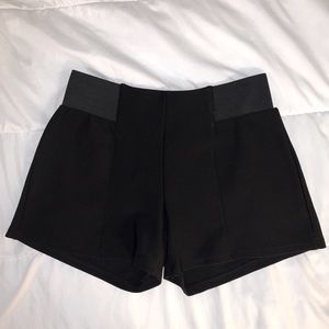 LA12ST Highwaisted Dress Shorts